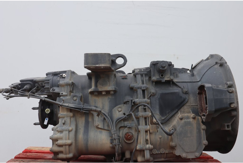 MAN 12+2GZ 2700DD - Sebességváltó - Teherautó: 4 kép. MAN 12+2GZ 2700DD - Sebességváltó - Teherautó: 4 kép.