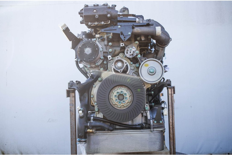 MAN D2676LF52 EURO6 460PS REBUILD - Motor - Teherautó: 2 kép. MAN D2676LF52 EURO6 460PS REBUILD - Motor - Teherautó: 2 kép.