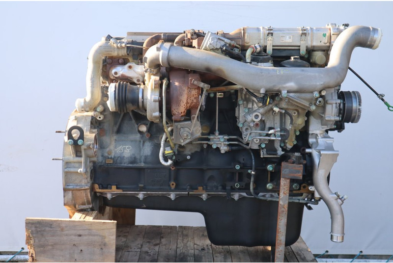 MAN D2676LF80 EURO6D 430PS - Motor - Teherautó: 3 kép. MAN D2676LF80 EURO6D 430PS - Motor - Teherautó: 3 kép.