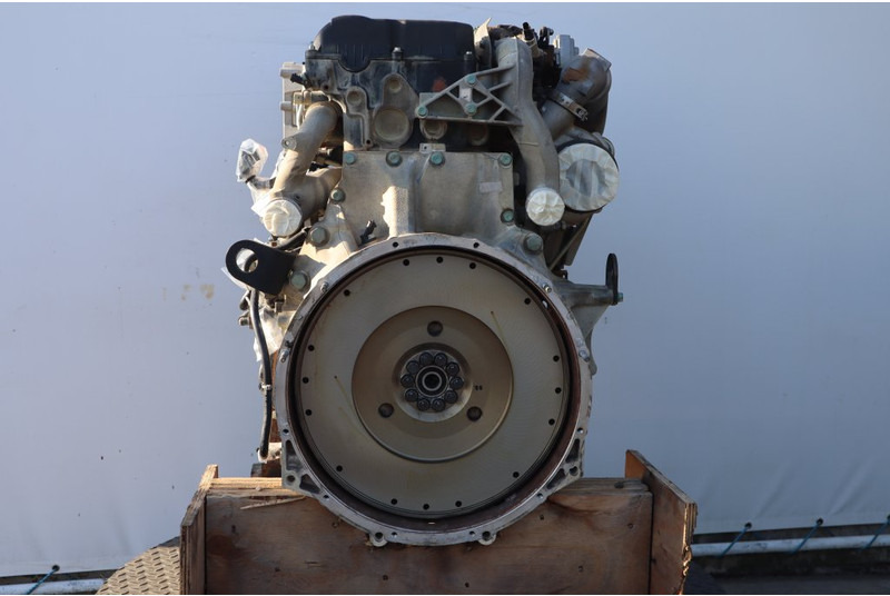 MAN D2676LF80 EURO6D 430PS - Motor - Teherautó: 2 kép. MAN D2676LF80 EURO6D 430PS - Motor - Teherautó: 2 kép.