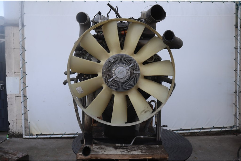 MAN D2676LFAF EURO6 510PS - Motor - Teherautó: 4 kép. MAN D2676LFAF EURO6 510PS - Motor - Teherautó: 4 kép.