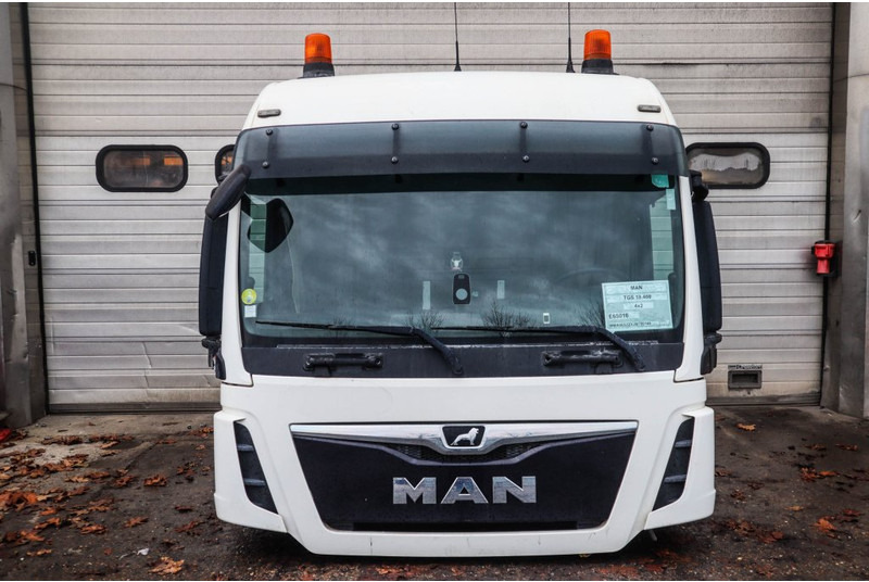 MAN F99L39 TGS EURO6 - Fülke és belső tér - Teherautó: 1 kép. MAN F99L39 TGS EURO6 - Fülke és belső tér - Teherautó: 1 kép.