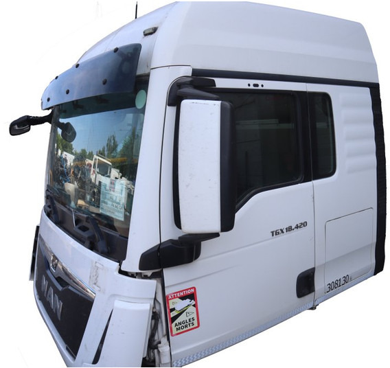 MAN F99L47 TGX EURO6 81.60000-7919 - Fülke és belső tér - Teherautó: 2 kép. MAN F99L47 TGX EURO6 81.60000-7919 - Fülke és belső tér - Teherautó: 2 kép.