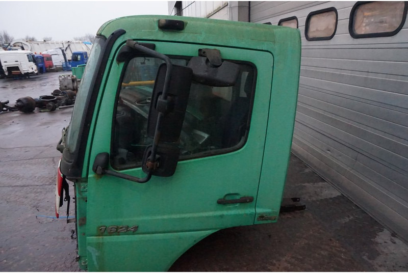 Mercedes-Benz ATEGO F07 KORT RECHTS STUUR 972 890 25 200671 - Fülke és belső tér - Teherautó: 3 kép. Mercedes-Benz ATEGO F07 KORT RECHTS STUUR 972 890 25 200671 - Fülke és belső tér - Teherautó: 3 kép.
