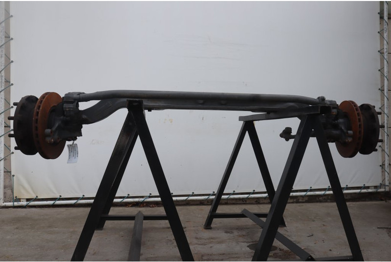 Mercedes-Benz F-8A/C22.5 739573F712392 - Első tengely - Teherautó: 1 kép. Mercedes-Benz F-8A/C22.5 739573F712392 - Első tengely - Teherautó: 1 kép.