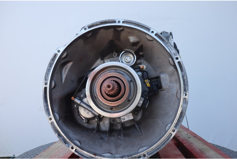 Mercedes-Benz G211-12KL MP4 OM470LA 715352G2053567 - Sebességváltó - Teherautó: 2 kép. Mercedes-Benz G211-12KL MP4 OM470LA 715352G2053567 - Sebességváltó - Teherautó: 2 kép.