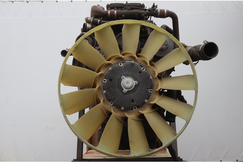 Mercedes-Benz OM470LA EURO6 460PS - Motor - Teherautó: 3 kép. Mercedes-Benz OM470LA EURO6 460PS - Motor - Teherautó: 3 kép.