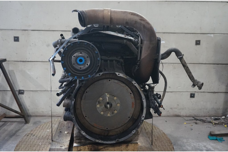 Mercedes-Benz OM906LA EURO5 290PS 90292700823285 - Motor - Teherautó: 4 kép. Mercedes-Benz OM906LA EURO5 290PS 90292700823285 - Motor - Teherautó: 4 kép.