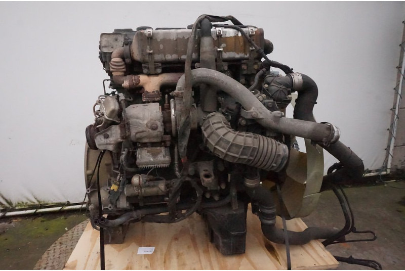 Mercedes-Benz OM934LA EURO6 180PS 934911C0012138 - Motor - Teherautó: 3 kép. Mercedes-Benz OM934LA EURO6 180PS 934911C0012138 - Motor - Teherautó: 3 kép.