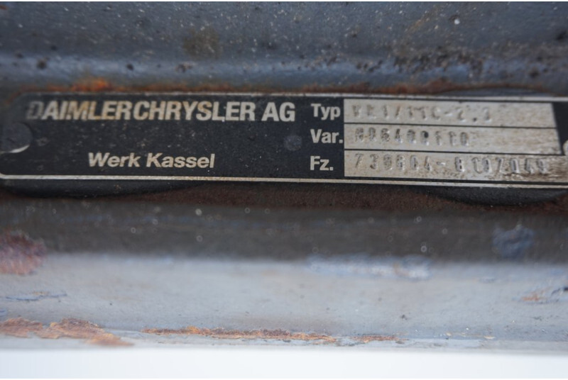 Mercedes-Benz VL1/11C-2.3 - Első tengely - Teherautó: 2 kép. Mercedes-Benz VL1/11C-2.3 - Első tengely - Teherautó: 2 kép.