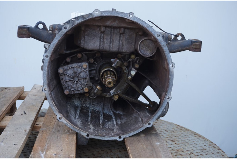 ZF 12AS1210OD TGM 81.32004-6194 - Sebességváltó - Teherautó: 2 kép. ZF 12AS1210OD TGM 81.32004-6194 - Sebességváltó - Teherautó: 2 kép.