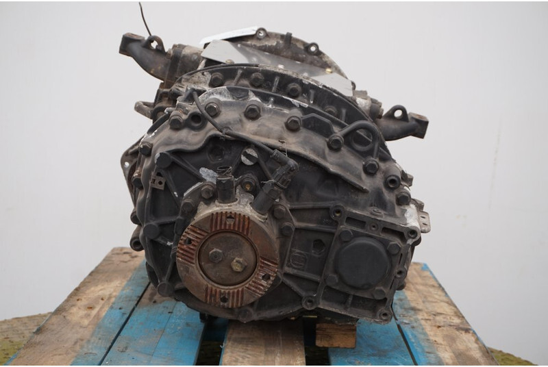 ZF 12AS1210OD TGM - Sebességváltó - Teherautó: 4 kép. ZF 12AS1210OD TGM - Sebességváltó - Teherautó: 4 kép.