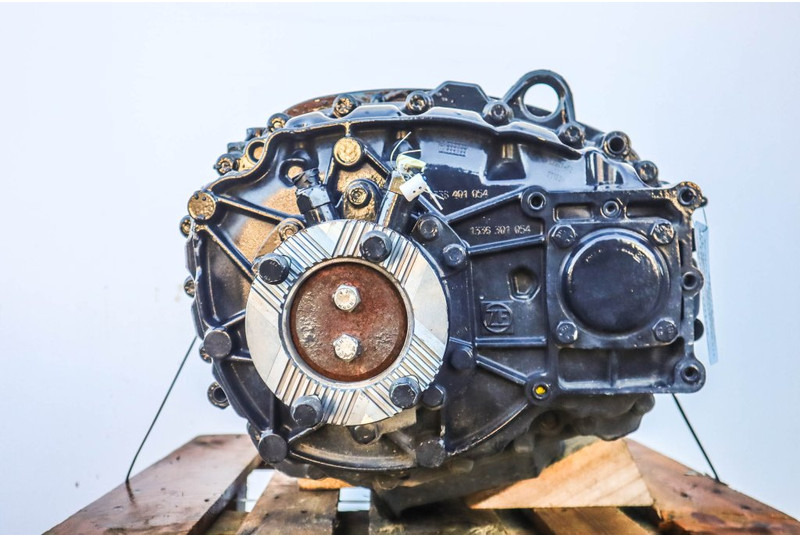 ZF 12AS1210OD TGM - Sebességváltó - Teherautó: 4 kép. ZF 12AS1210OD TGM - Sebességváltó - Teherautó: 4 kép.