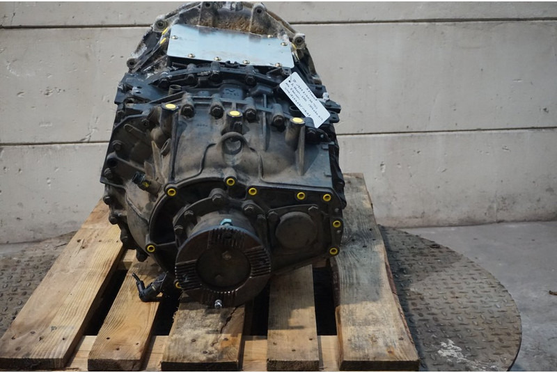 ZF 12AS2130DD TGS 81.32004-6257 - Sebességváltó - Teherautó: 4 kép. ZF 12AS2130DD TGS 81.32004-6257 - Sebességváltó - Teherautó: 4 kép.