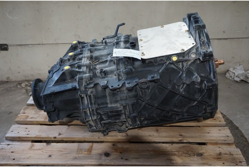 ZF 12AS2130DD TGS 81.32004-6257 - Sebességváltó - Teherautó: 3 kép. ZF 12AS2130DD TGS 81.32004-6257 - Sebességváltó - Teherautó: 3 kép.
