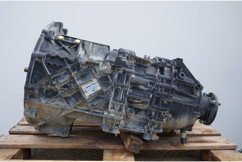 ZF 12AS2130DD TGX 81.32004-6257 - Sebességváltó - Teherautó: 1 kép. ZF 12AS2130DD TGX 81.32004-6257 - Sebességváltó - Teherautó: 1 kép.