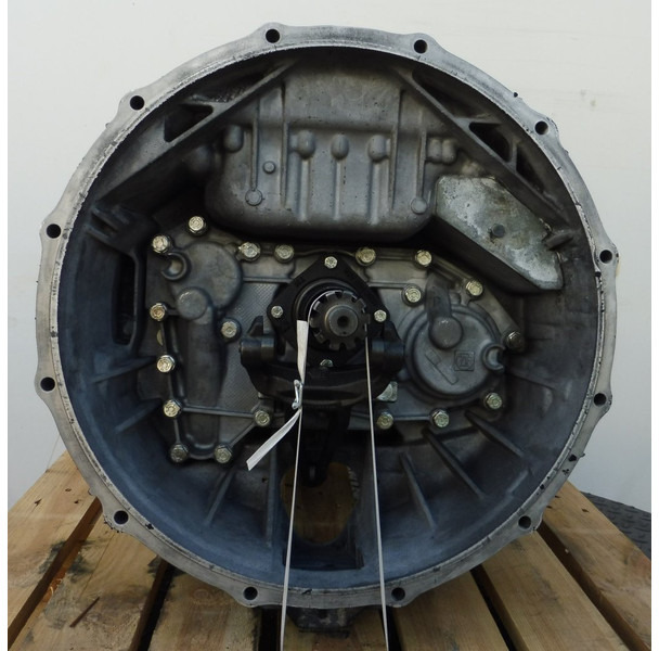 ZF 12AS2130TD - Sebességváltó - Teherautó: 2 kép. ZF 12AS2130TD - Sebességváltó - Teherautó: 2 kép.