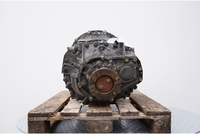 ZF 12AS2130TD TG-X 81.320004-6085 - Sebességváltó - Teherautó: 4 kép. ZF 12AS2130TD TG-X 81.320004-6085 - Sebességváltó - Teherautó: 4 kép.