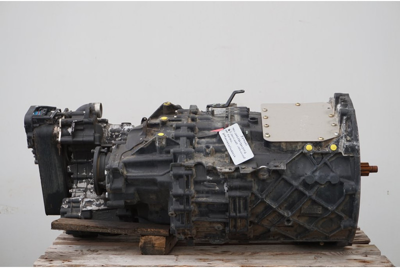 ZF 12AS2331DD+INT3 81.32004-6089 - Sebességváltó - Teherautó: 3 kép. ZF 12AS2331DD+INT3 81.32004-6089 - Sebességváltó - Teherautó: 3 kép.