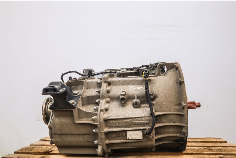 ZF 12TX2210DD - Sebességváltó - Teherautó: 4 kép. ZF 12TX2210DD - Sebességváltó - Teherautó: 4 kép.