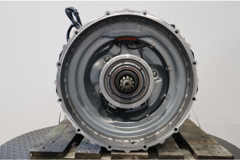 ZF 12TX2821OD+INT3 81.32004-6499 NEW - Sebességváltó - Teherautó: 2 kép. ZF 12TX2821OD+INT3 81.32004-6499 NEW - Sebességváltó - Teherautó: 2 kép.