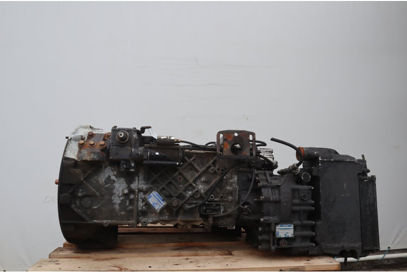 ZF 16S151OD+INT F2000 - Sebességváltó - Teherautó: 1 kép. ZF 16S151OD+INT F2000 - Sebességváltó - Teherautó: 1 kép.