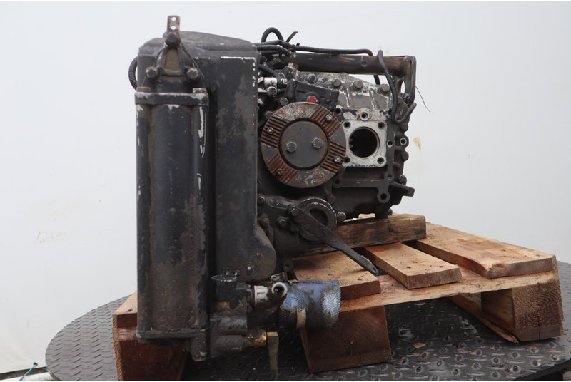 ZF 16S151OD+INT F2000 - Sebességváltó - Teherautó: 4 kép. ZF 16S151OD+INT F2000 - Sebességváltó - Teherautó: 4 kép.