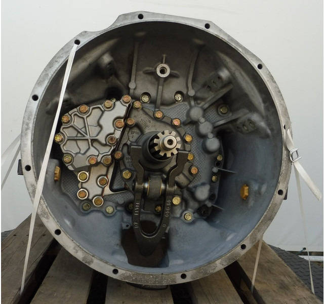 ZF 16S1820TO - Sebességváltó - Teherautó: 2 kép. ZF 16S1820TO - Sebességváltó - Teherautó: 2 kép.