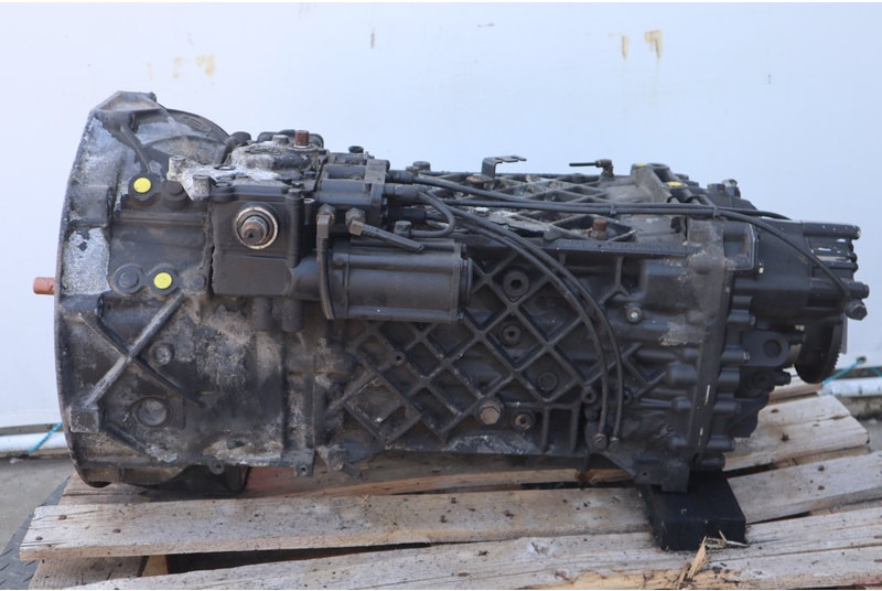 ZF 16S2520OD 81.32004-6009 - Sebességváltó - Teherautó: 1 kép. ZF 16S2520OD 81.32004-6009 - Sebességváltó - Teherautó: 1 kép.