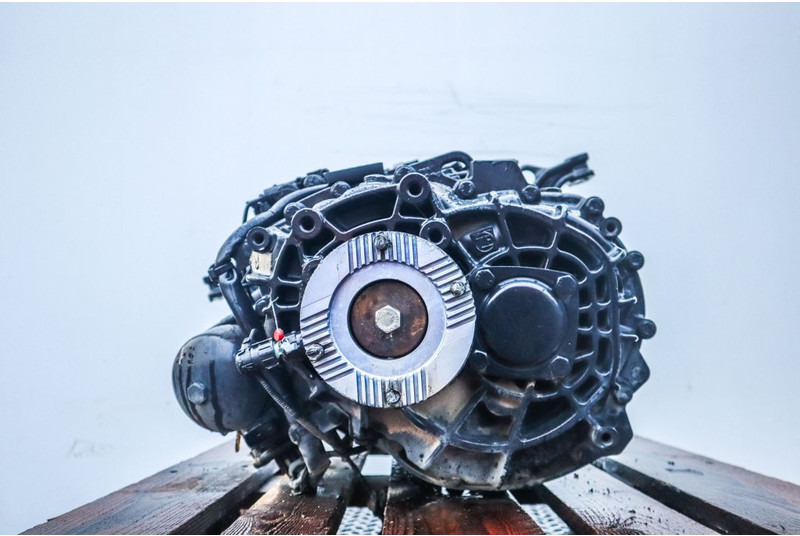 ZF 6AS800TO TGL EURO6 - Sebességváltó - Teherautó: 4 kép. ZF 6AS800TO TGL EURO6 - Sebességváltó - Teherautó: 4 kép.