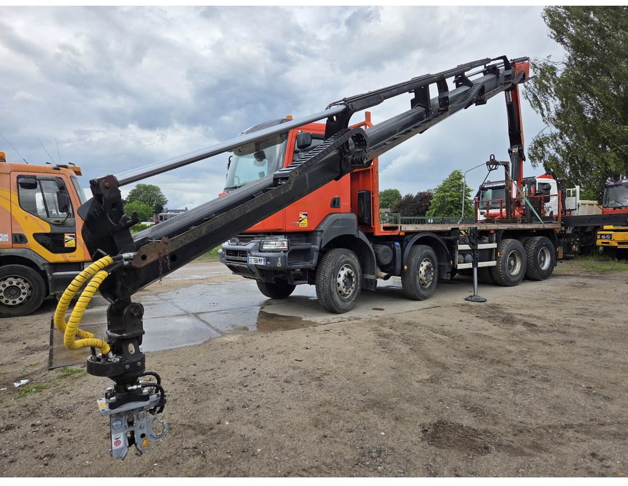 Renault Kerax 430 8X4 Flatbed Crane Palfinger PK26002EH 26 ton 5 Extensions *Retarder - Platós teherautó, Darus autó: 5 kép. Renault Kerax 430 8X4 Flatbed Crane Palfinger PK26002EH 26 ton 5 Extensions *Retarder - Platós teherautó, Darus autó: 5 kép.