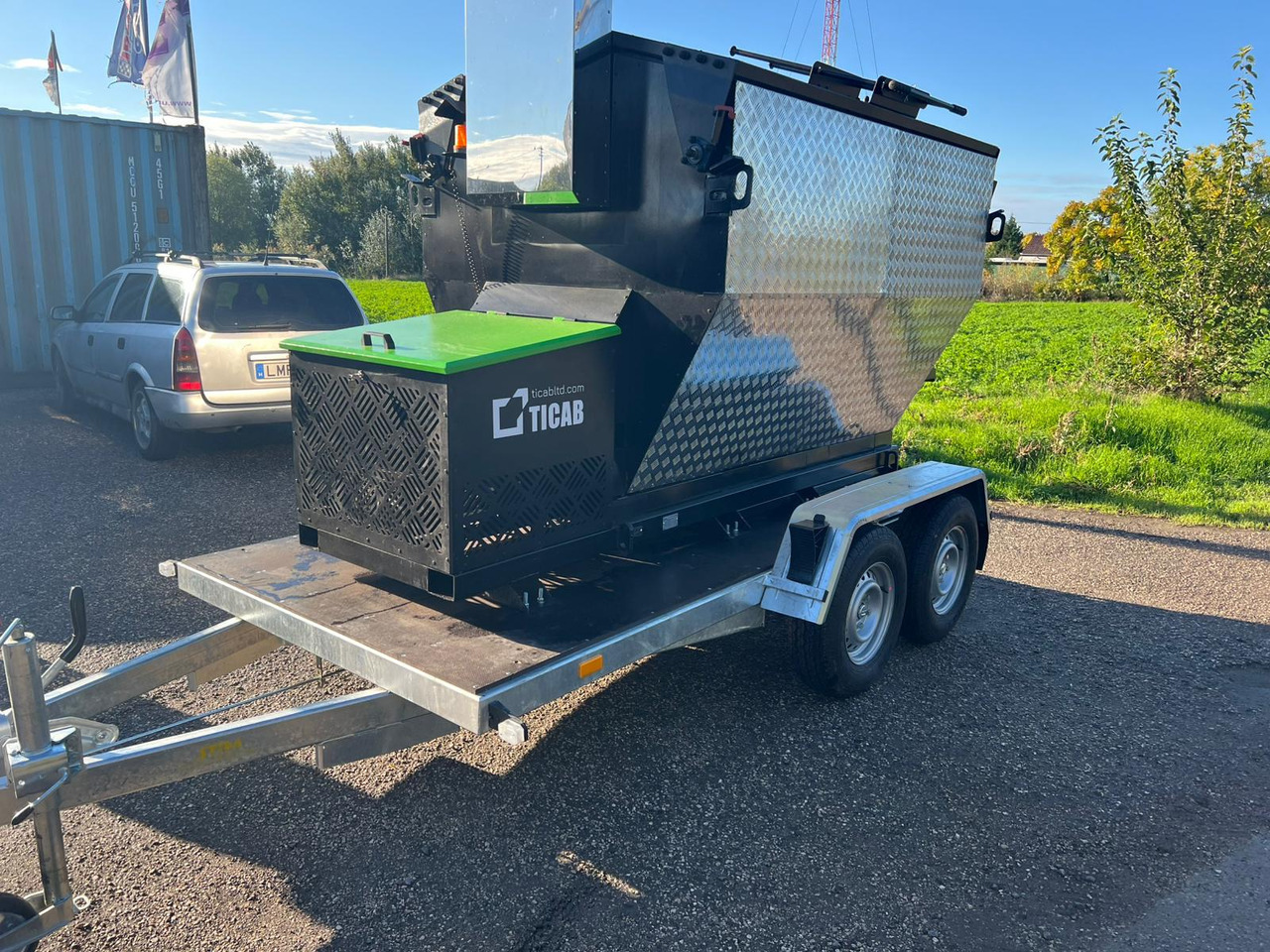 TICAB Asphalt Hot Box from the Manufacturer for 2,8 t, termiskais bunkurs asfaltam HB-2 - Aszfaltozó gép: 4 kép. TICAB Asphalt Hot Box from the Manufacturer for 2,8 t, termiskais bunkurs asfaltam HB-2 - Aszfaltozó gép: 4 kép.