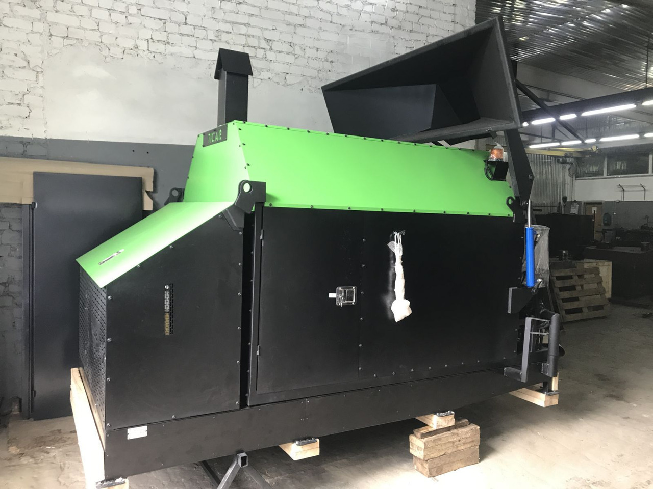 TICAB New Mini-asphalt plant, Asphalt Recycler, Manufacturer, 2.0 t per hour - Aszfalt növény: 3 kép. TICAB New Mini-asphalt plant, Asphalt Recycler, Manufacturer, 2.0 t per hour - Aszfalt növény: 3 kép.