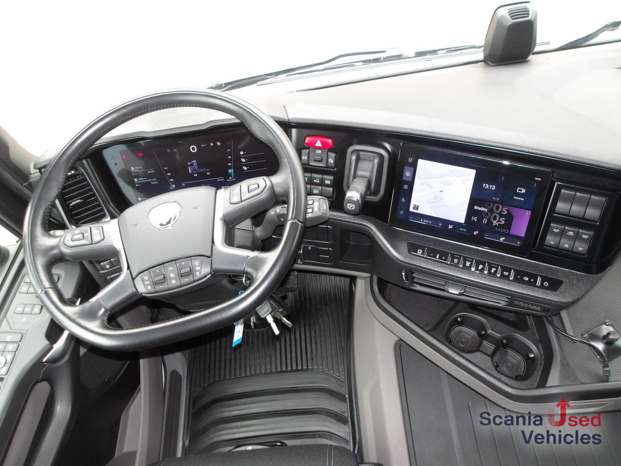 SCANIA R 460 EB - MEGA - HIGHLINE - 2x TANKs - ACC - Nyergesvontató: 2 kép. SCANIA R 460 EB - MEGA - HIGHLINE - 2x TANKs - ACC - Nyergesvontató: 2 kép.