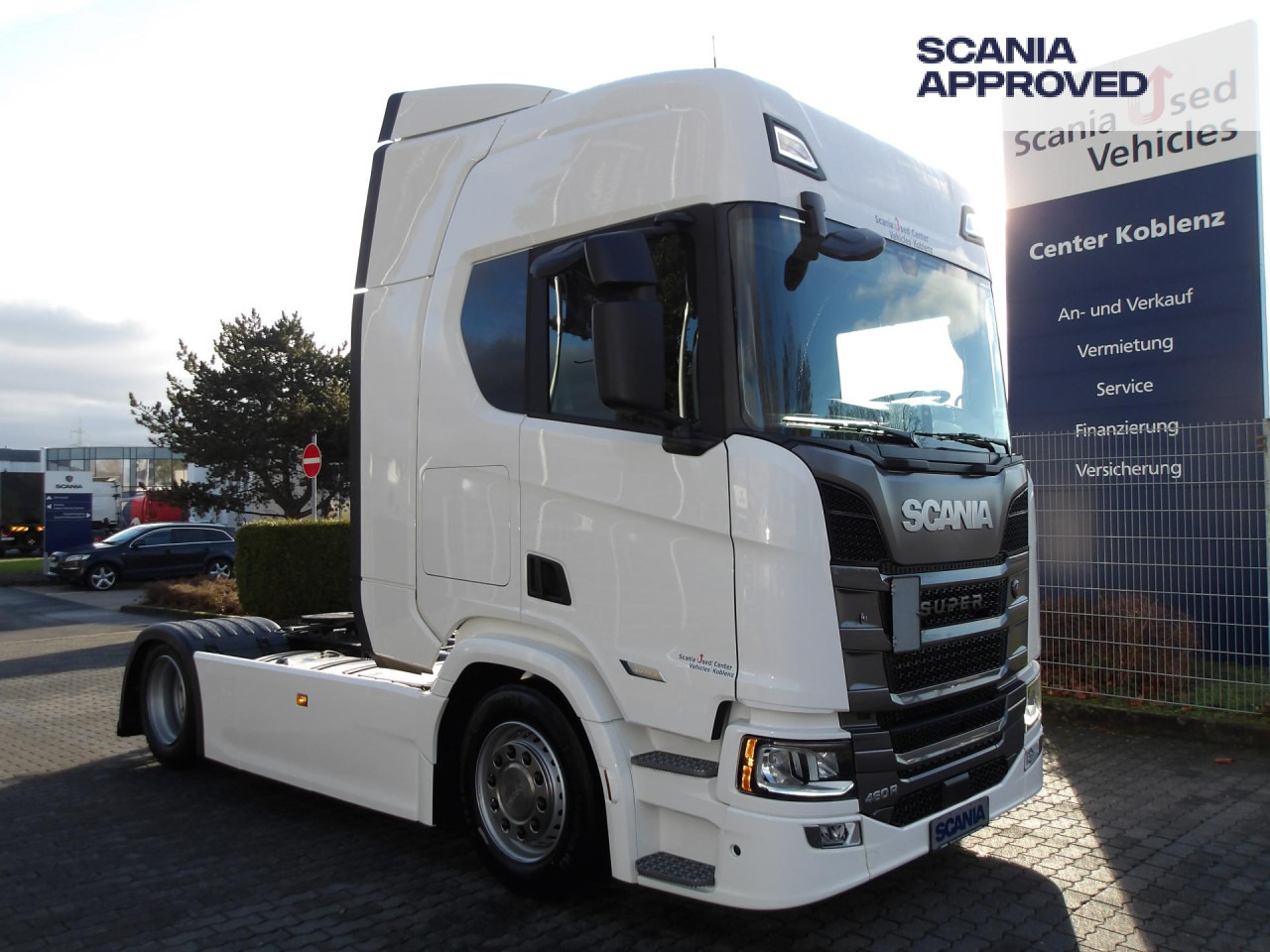 SCANIA R 460 EB - MEGA - HIGHLINE - 2x TANKs - ACC - Nyergesvontató: 1 kép. SCANIA R 460 EB - MEGA - HIGHLINE - 2x TANKs - ACC - Nyergesvontató: 1 kép.