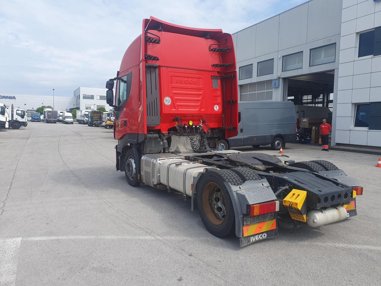 IVECO Stralis AS440S48T/FP-LT - Nyergesvontató: 4 kép. IVECO Stralis AS440S48T/FP-LT - Nyergesvontató: 4 kép.