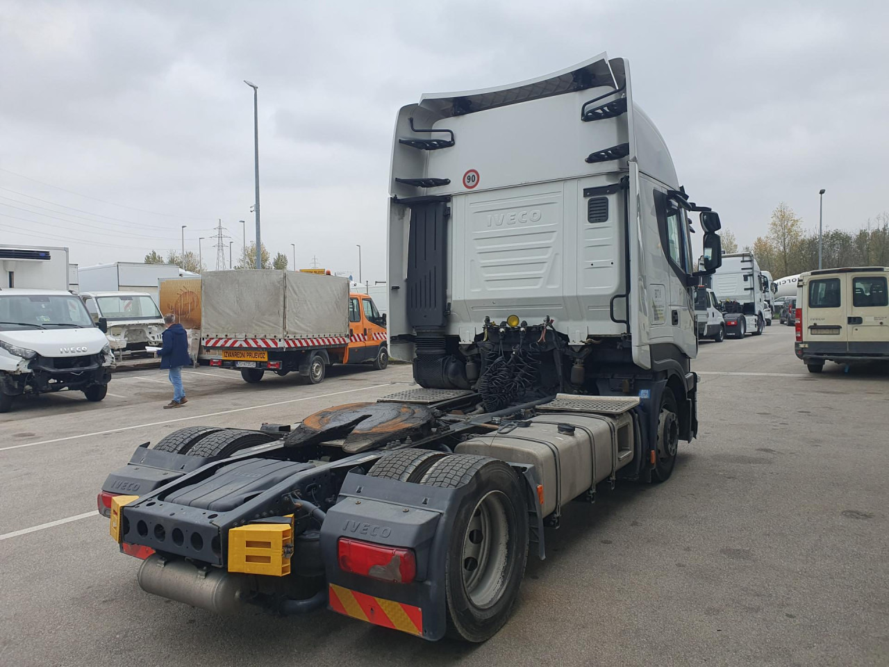 IVECO Stralis AS440S48T/FP LT - Nyergesvontató: 4 kép. IVECO Stralis AS440S48T/FP LT - Nyergesvontató: 4 kép.