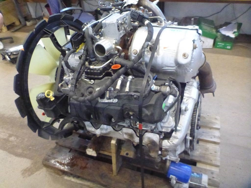 GMC Duramax 6,6, 12731639 - Motor - Teherautó: 4 kép. GMC Duramax 6,6, 12731639 - Motor - Teherautó: 4 kép.