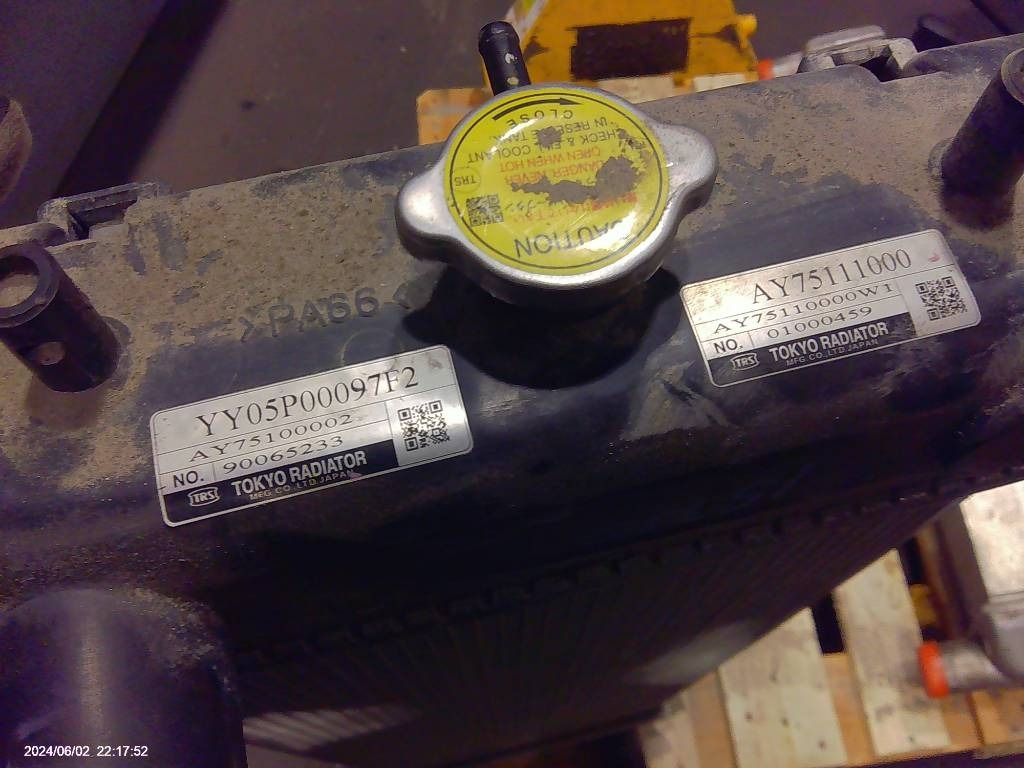 Kobelco SK140 SRLC-7 kylare YY05P00097F2 - Radiátor - Építőipari gépek: 3 kép. Kobelco SK140 SRLC-7 kylare YY05P00097F2 - Radiátor - Építőipari gépek: 3 kép.