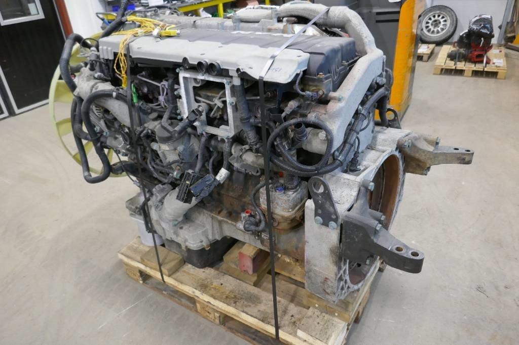 Motor D2676LF45 MAN TGX - Motor - Teherautó: 5 kép. Motor D2676LF45 MAN TGX - Motor - Teherautó: 5 kép.