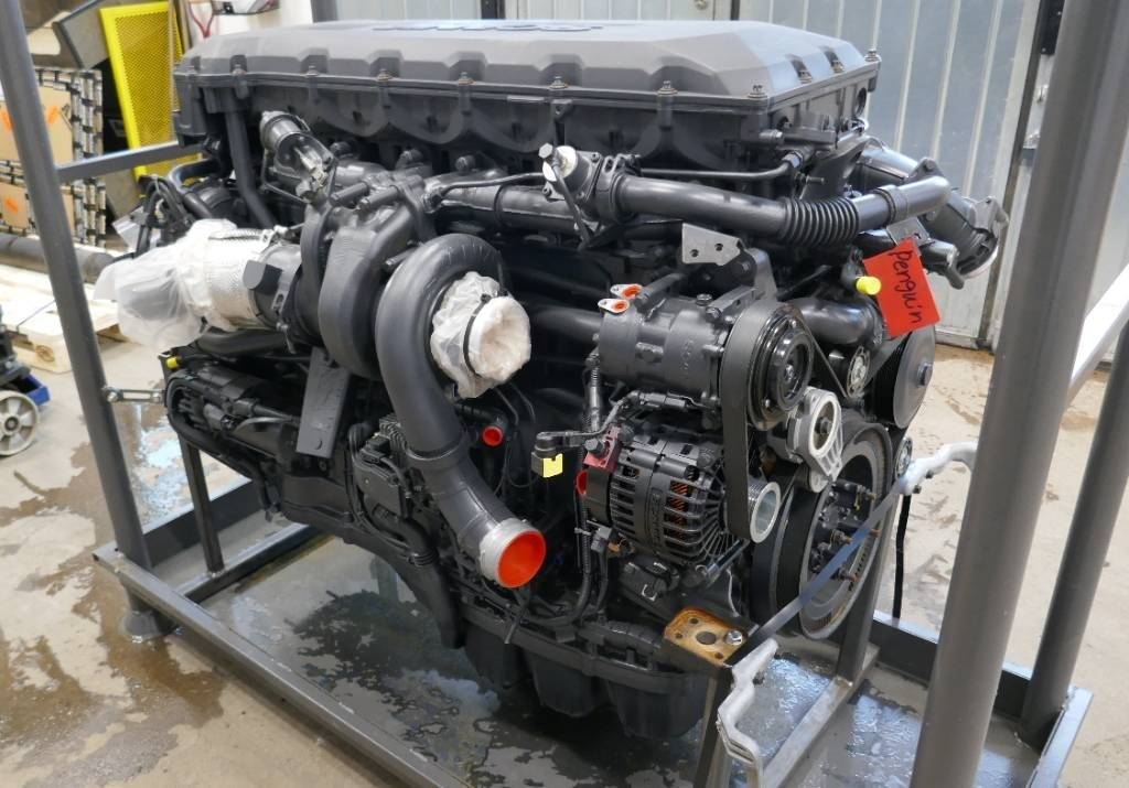 Motor - Teherautó Scania DC13 174: 1 kép.