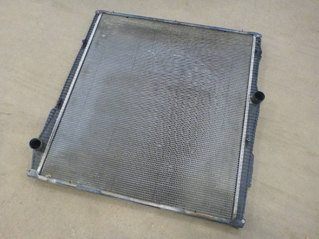 Scania R 580 - Radiátor - Teherautó: 1 kép. Scania R 580 - Radiátor - Teherautó: 1 kép.