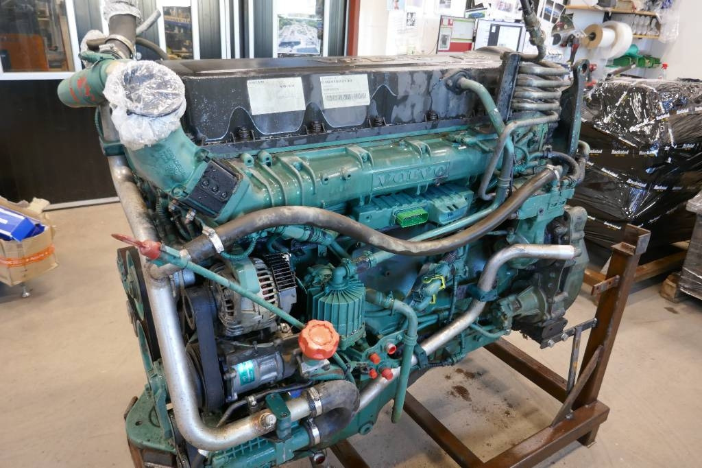 Volvo D13 H, L250G - Motor - Építőipari gépek: 1 kép. Volvo D13 H, L250G - Motor - Építőipari gépek: 1 kép.