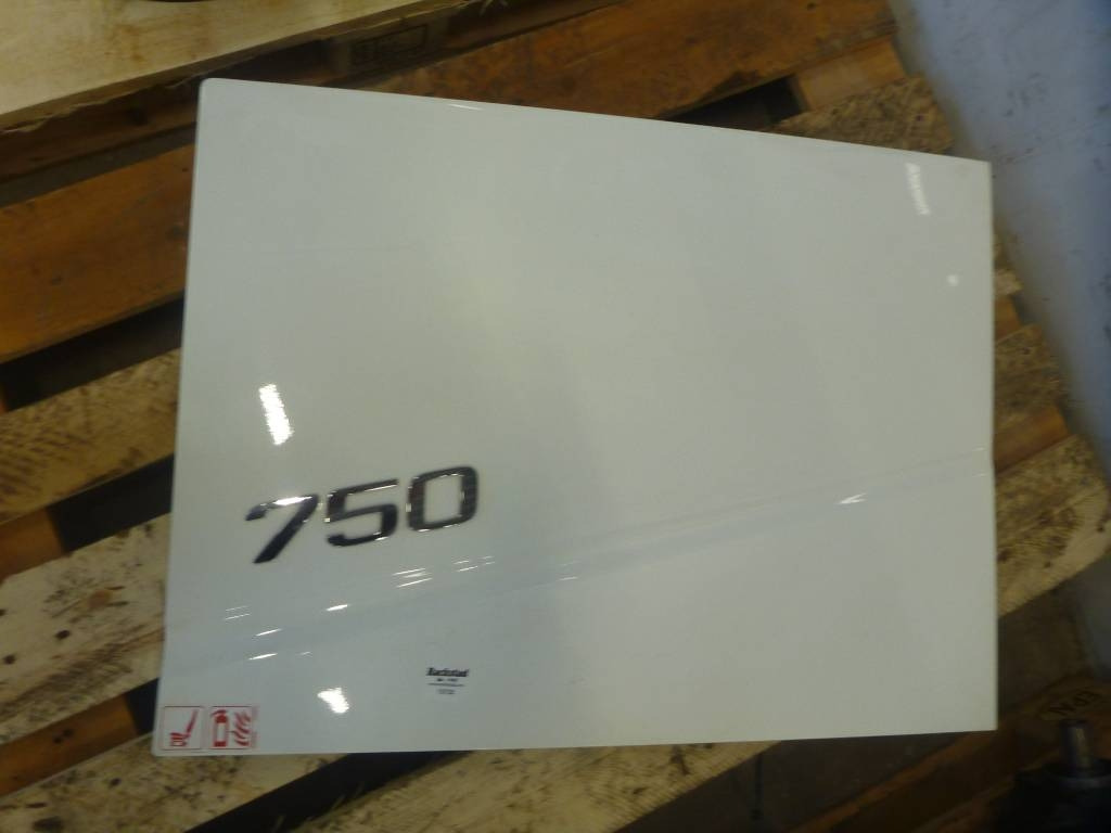 Volvo FH Sidolucka - Fülke - Teherautó: 1 kép. Volvo FH Sidolucka - Fülke - Teherautó: 1 kép.