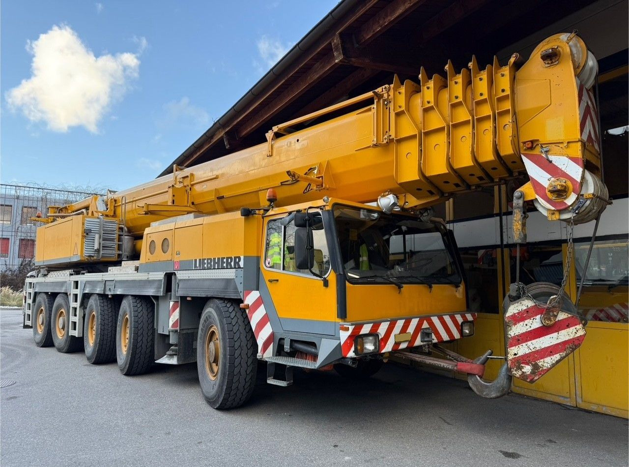 Liebherr LTM 1160/2 UTM655 10x6, FLYJIB, SWISS - Darus autó: 1 kép. Liebherr LTM 1160/2 UTM655 10x6, FLYJIB, SWISS - Darus autó: 1 kép.