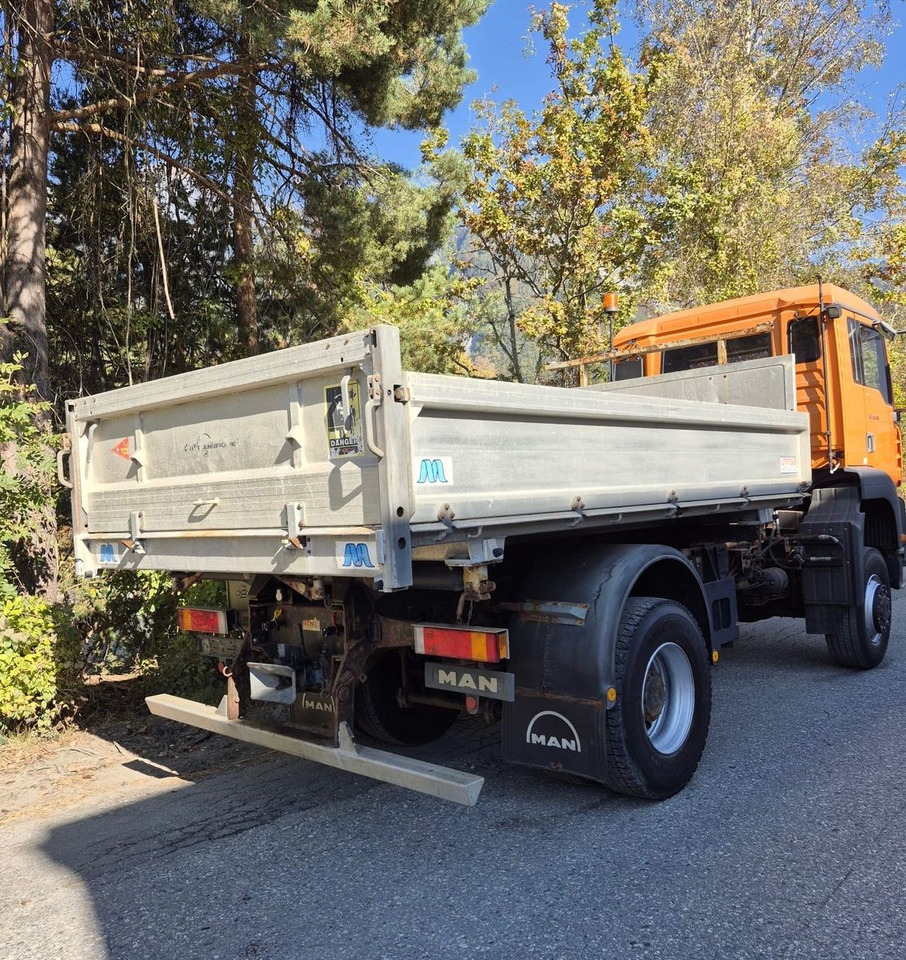 MAN 18.313 FAK 4x4, E3,  ohne Kran - Billenőplatós teherautó: 4 kép. MAN 18.313 FAK 4x4, E3,  ohne Kran - Billenőplatós teherautó: 4 kép.