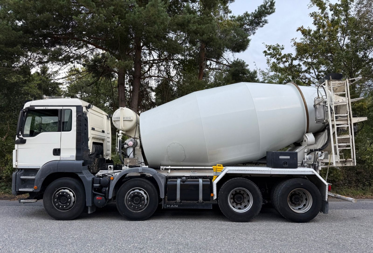 MAN TGS 32.440 8x4, Euro 6, Liebherr 9m3 - Betonmixer: 4 kép. MAN TGS 32.440 8x4, Euro 6, Liebherr 9m3 - Betonmixer: 4 kép.