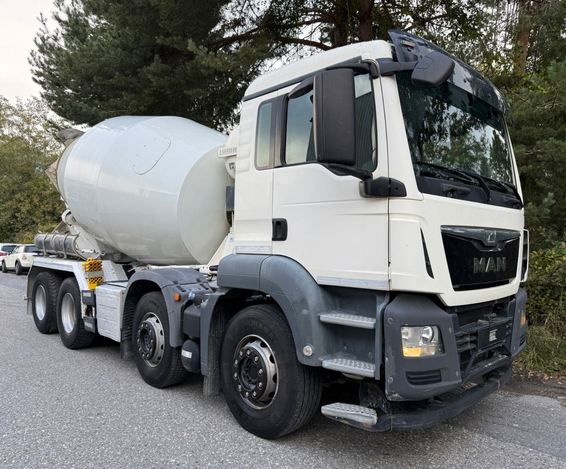 MAN TGS 32.440 8x4, Euro 6, Liebherr 9m3 - Betonmixer: 2 kép. MAN TGS 32.440 8x4, Euro 6, Liebherr 9m3 - Betonmixer: 2 kép.