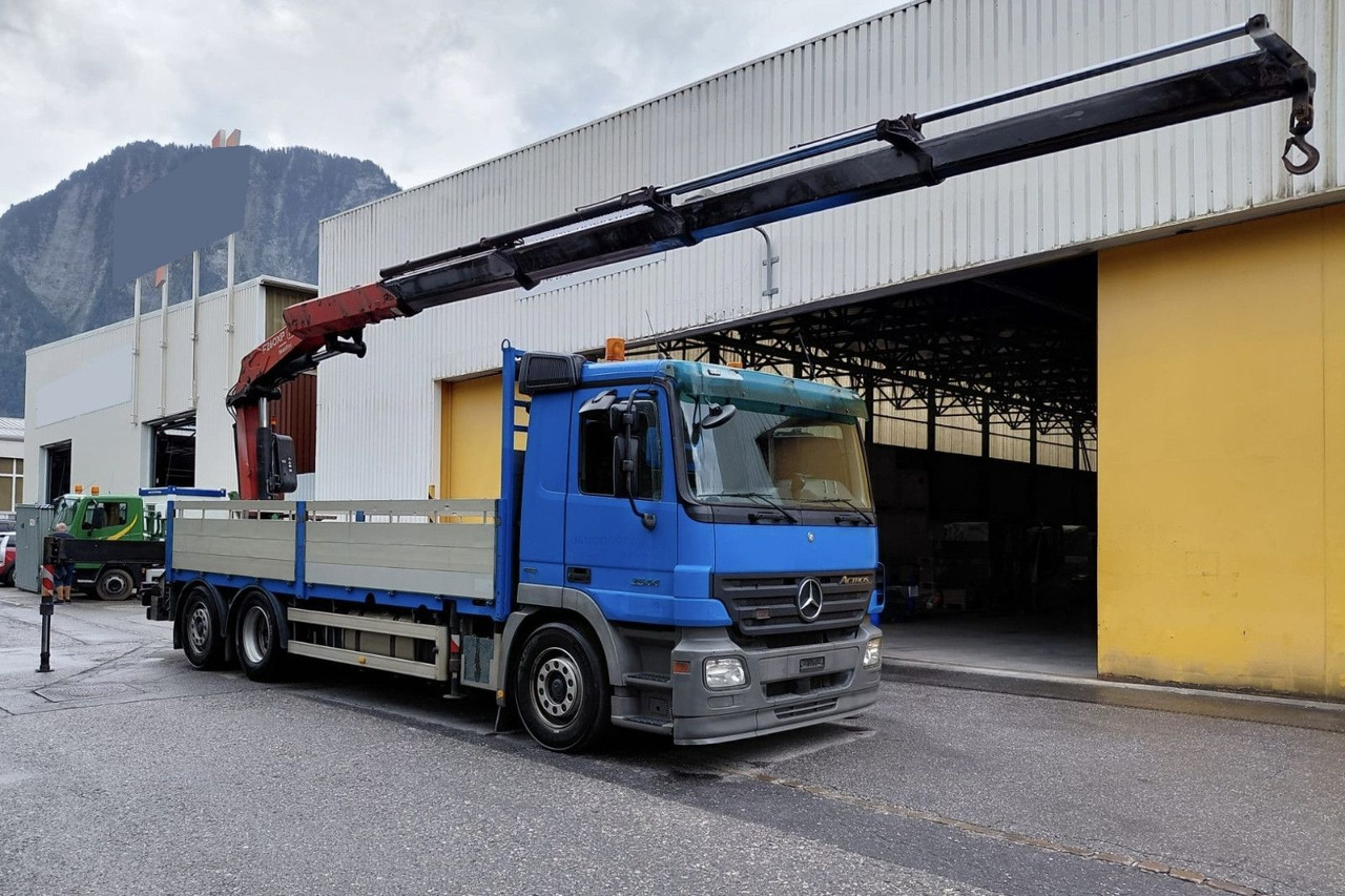Mercedes-Benz Actros 2544 6x2, E5, EPS, Fassi F260XP, Retarder - Darus autó: 2 kép. Mercedes-Benz Actros 2544 6x2, E5, EPS, Fassi F260XP, Retarder - Darus autó: 2 kép.
