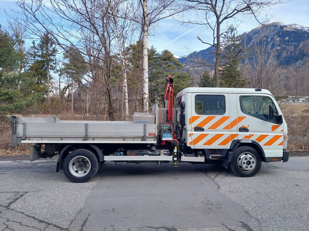 Mitsubishi Fuso 7C18, E6, Kipper+Kran Maxilift 270 - Darus autó, Billenőplatós teherautó: 4 kép. Mitsubishi Fuso 7C18, E6, Kipper+Kran Maxilift 270 - Darus autó, Billenőplatós teherautó: 4 kép.